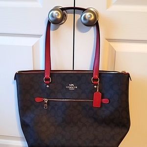 Coach Signature Shoulder Tote Bag